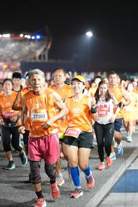 BIB: 27033, 27360, 24831
                            <button type="button" onclick="openModal(19607461)" class="btn btn-primary btn-sm float-right btn-popup" data-toggle="modal" data-target=".modal-high-quality">
                        <i class="fas fa-shopping-cart"></i> Add to Cart
                    </button>
                                            <button type="button" onclick="isThisMe(19607461, true)" class="btn btn-success btn-sm float-right btn-popup btn-isme hidden" data-toggle="tooltip" data-placement="bottom" title="นี่คือรูปของคุณใช่ไหม คลิกที่นี่เพื่อเอาเข้าอัลบั้ม">
                        <i class="fas fa-plus"></i> Add to album
                    </button>
                    <button type="button" onclick="isThisMe(19607461, false)" class="btn btn-warning btn-sm float-right btn-popup btn-isnotme hidden">
                        <i class="fas fa-ban"></i> Remove from album
                    </button>